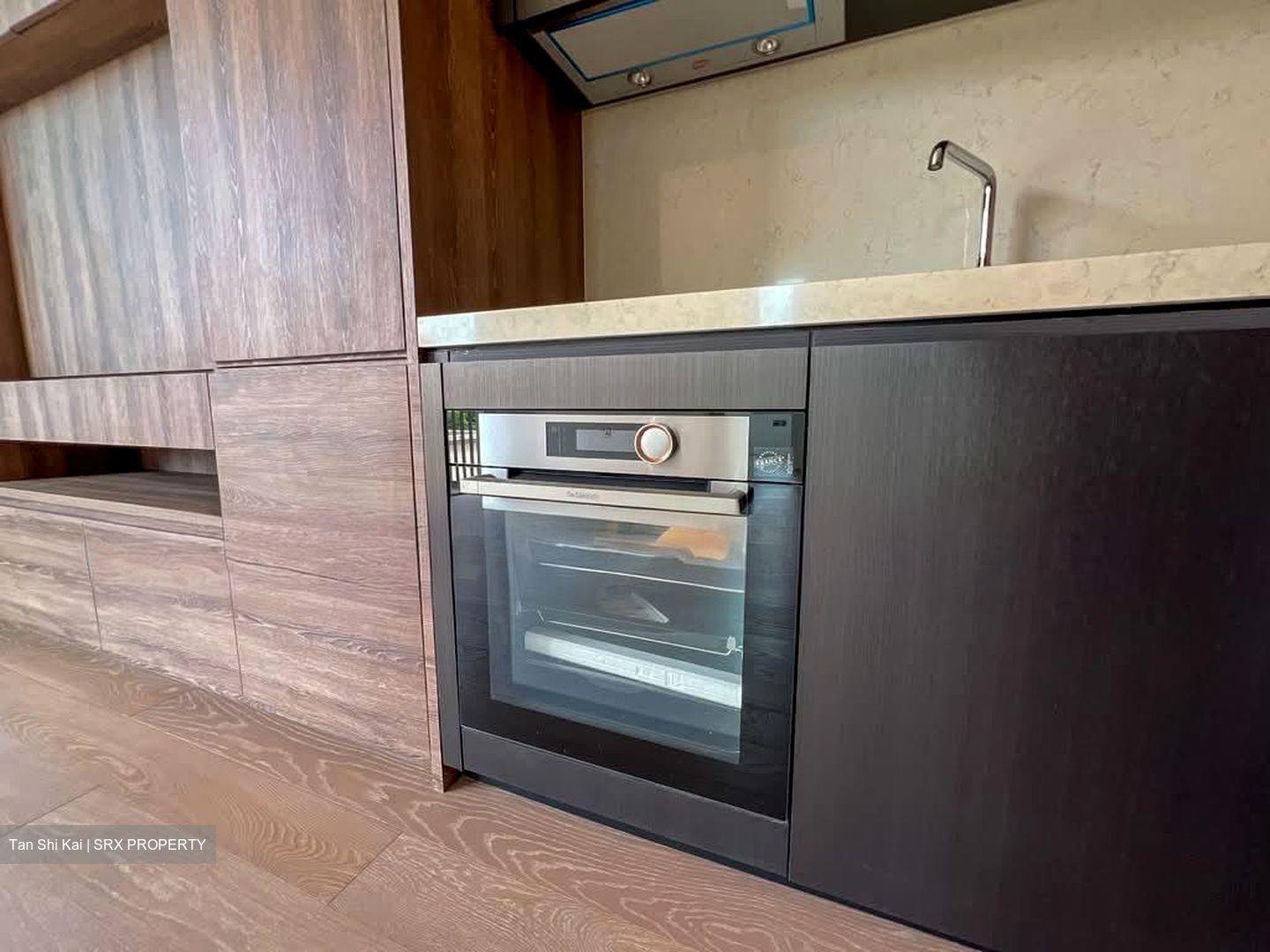 10 Evelyn (D11), Apartment #547330451